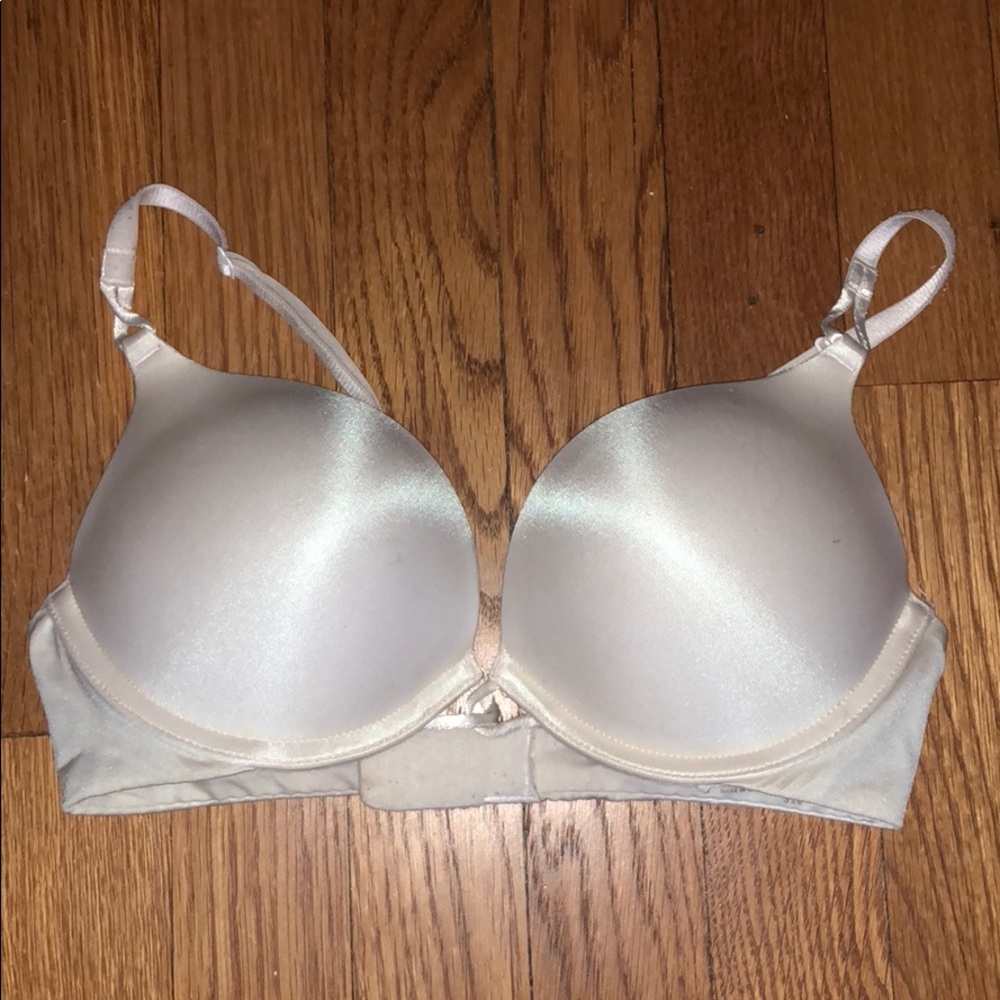 Victoria secret bombshell plunge